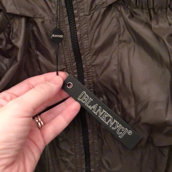 BlankNYC Denim Matte Funnel Neck Windbreaker NWT - Picture 7 of 7